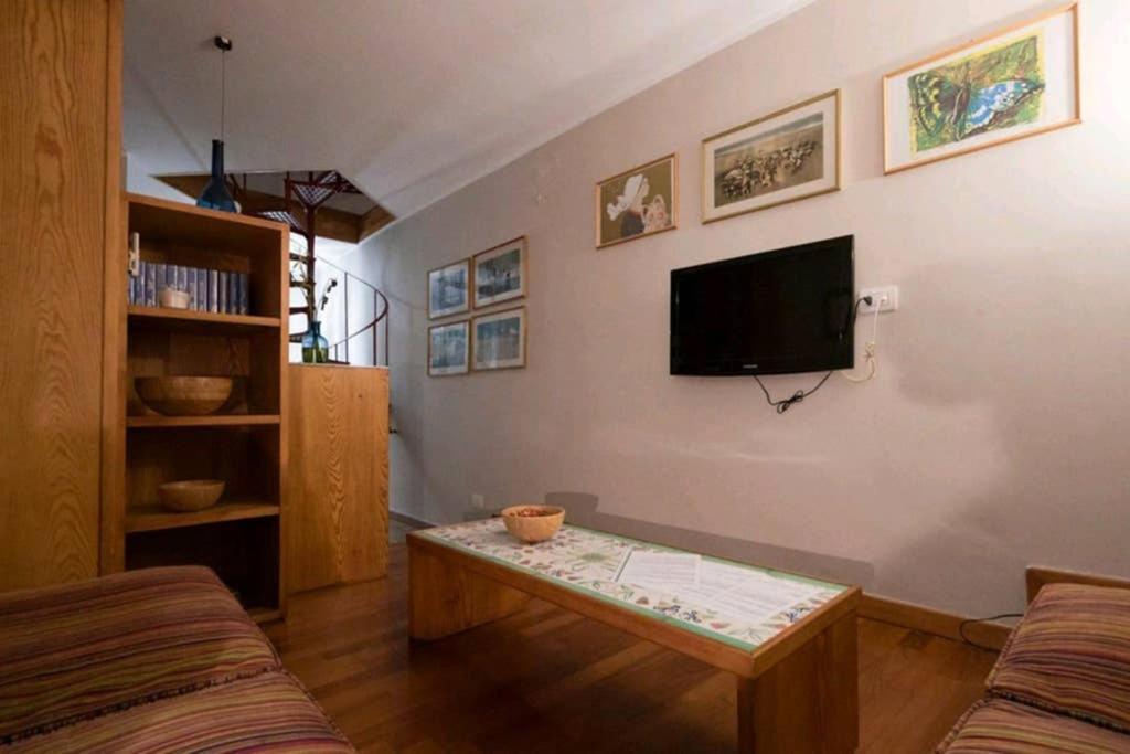 Il Velarium Del Colosseo Apartamento Roma Exterior foto
